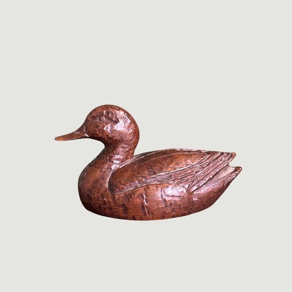 Red Mill Manufacturing Hand Carved Duck Decoy Figurine Brown Pecan Shell Resin